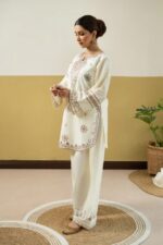 Urge - 2pcs Lawn Embroidered - 853 - Image 2
