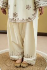 Urge - 2pcs Lawn Embroidered - 853 - Image 3