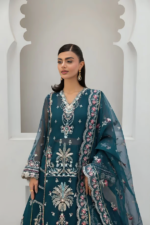 Mahira Imran – 3pcs Dhanak Emb With Dhanak Emb Shawl – 3567 - Image 2